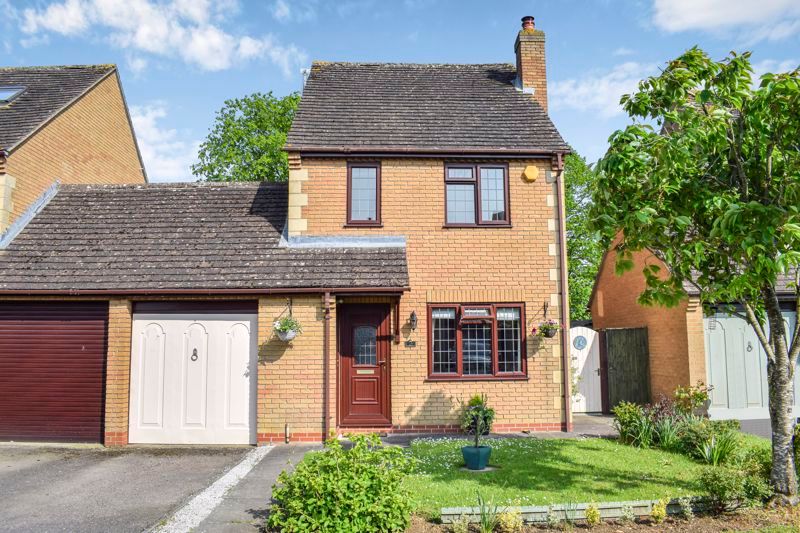 3 bed detached house for sale in Schofield Gardens, Witney OX28 Zoopla