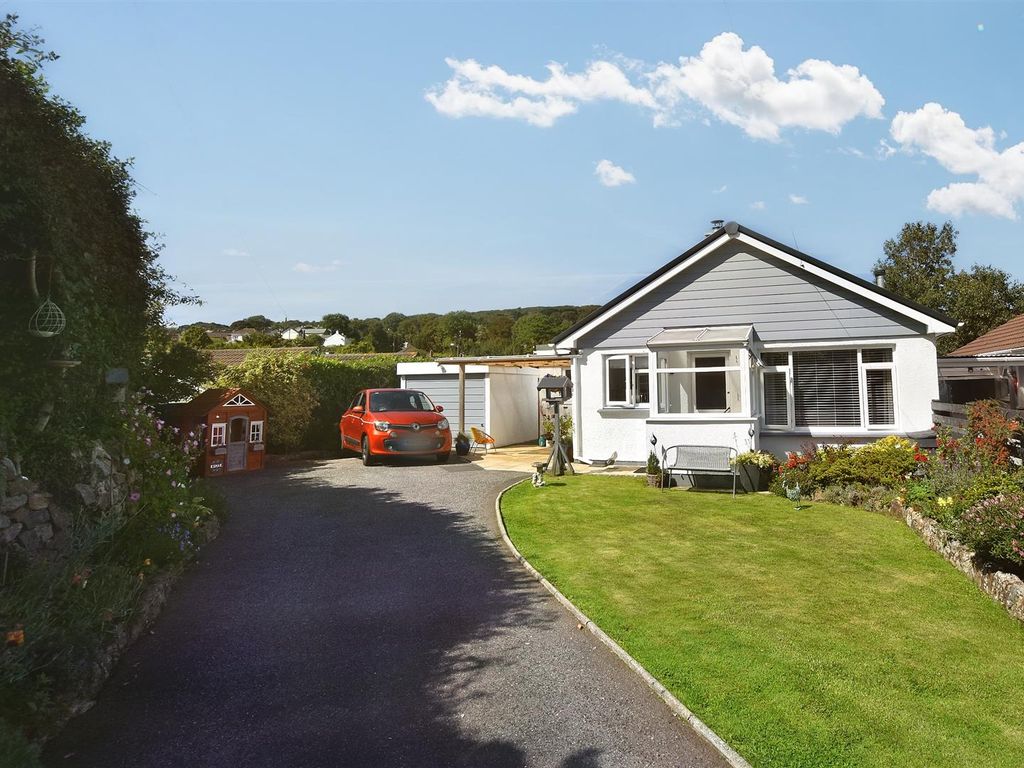 3 bed bungalow for sale in Lanmoor Estate, Lanner, Redruth TR16, £