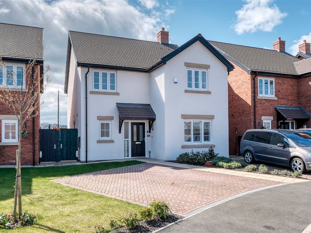 4 bed detached house for sale in Old Bank Close, Bransford, Worcester