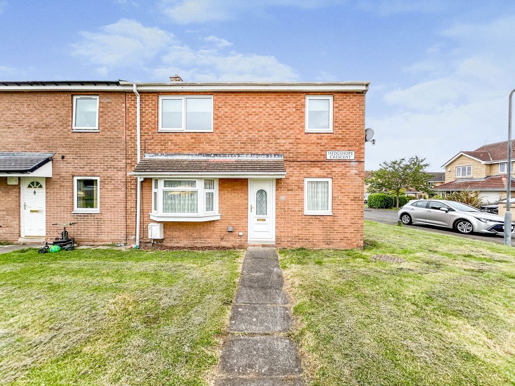 3 bed terraced house for sale in Hedgehope Crescent, Hadston, Morpeth NE65 Zoopla
