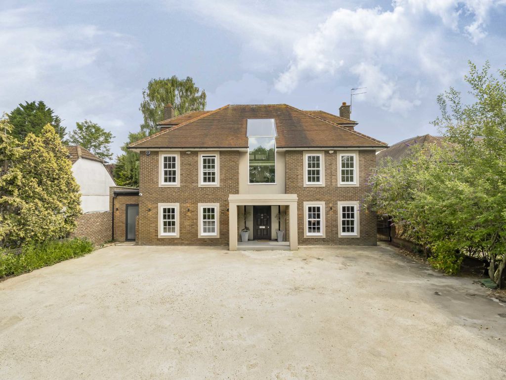 6 bed detached house for sale in Hendon Wood Lane, Arkley, NW7