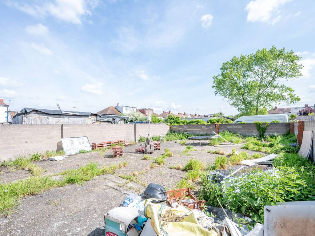 Land for sale in Thornton Heath, Surrey, Thornton Heath CR7 Zoopla