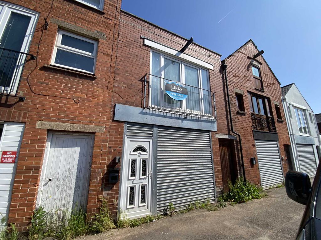 1 bed terraced house for sale in Park Lane, Exmouth EX8, £120,000 Zoopla