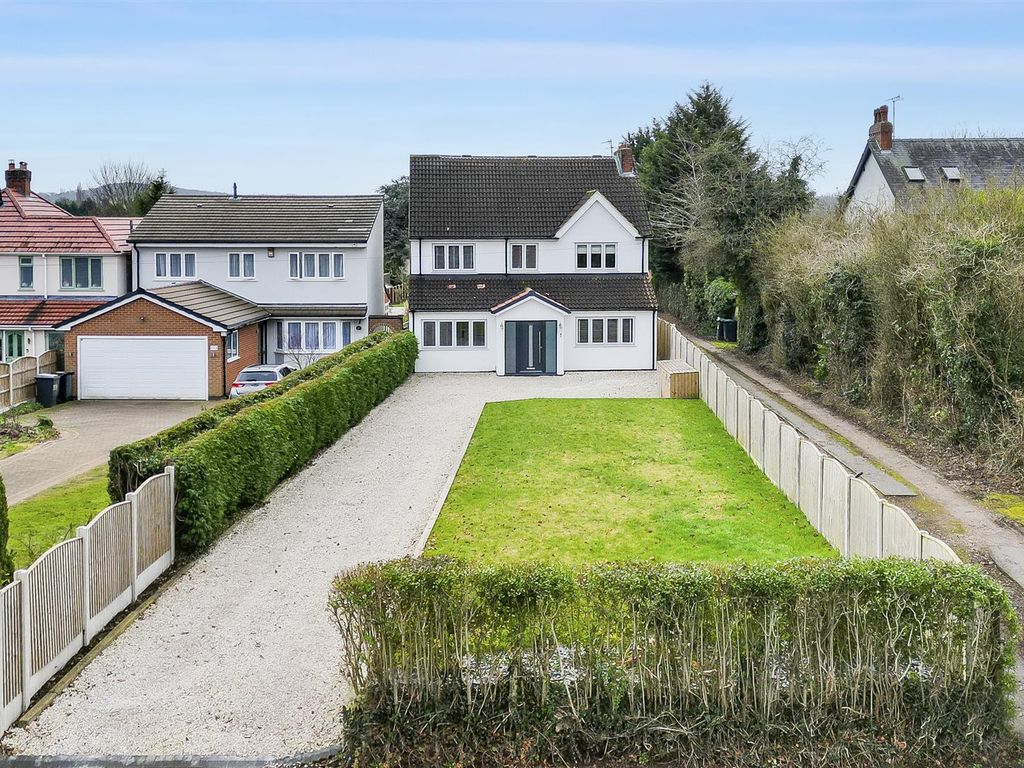 5 bed detached house for sale in Papplewick Lane, Hucknall