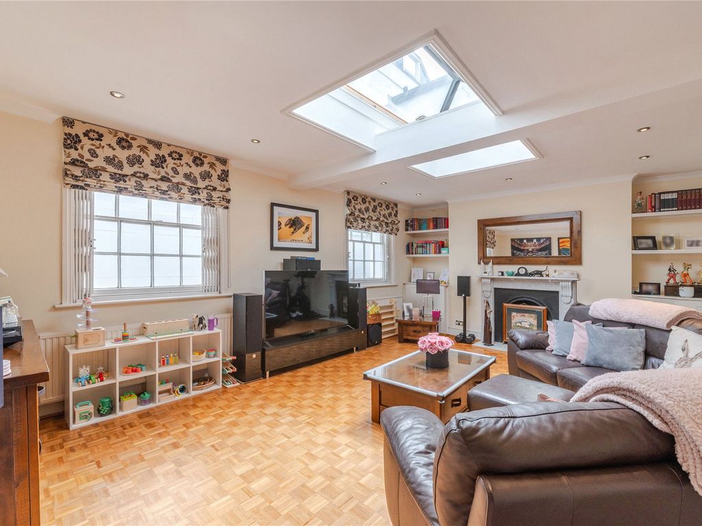 3 bed flat for sale in Westbourne Terrace, Bayswater W2, £1,300,000
