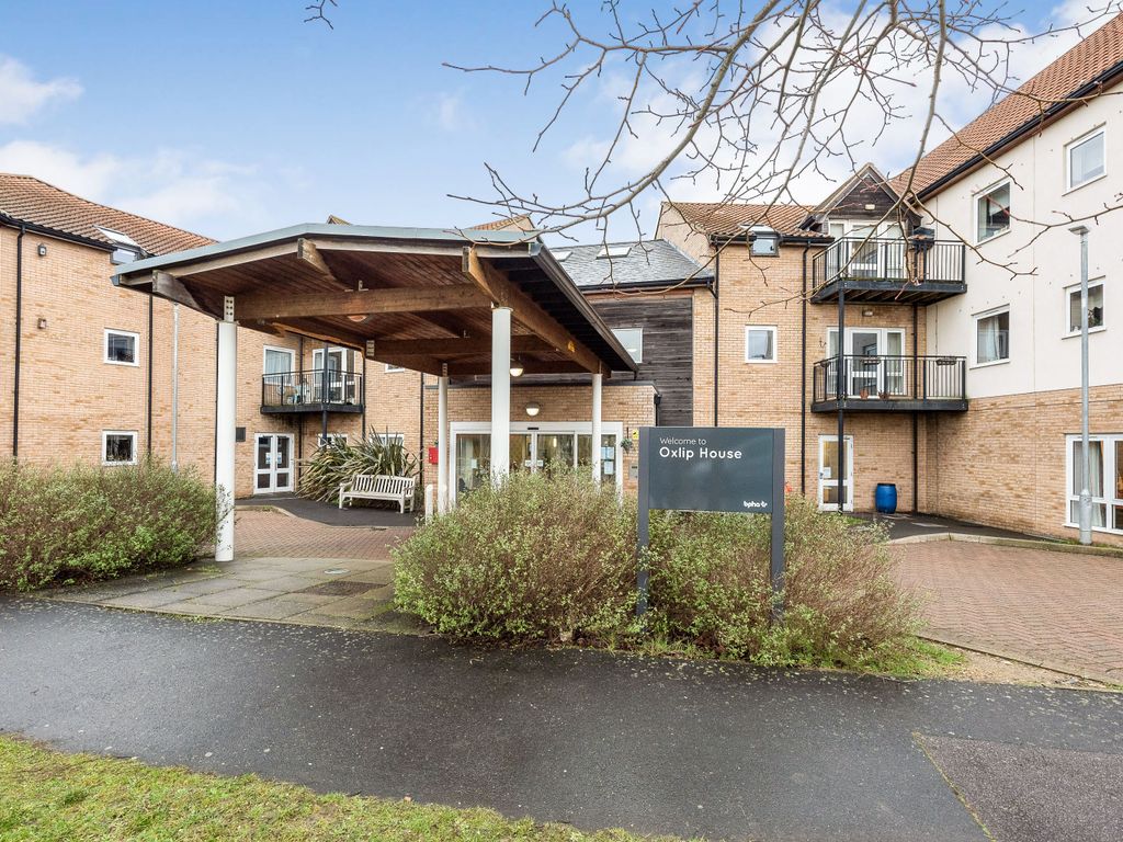 2 bed property for sale in Airfield Road, Bury St. Edmunds, Suffolk