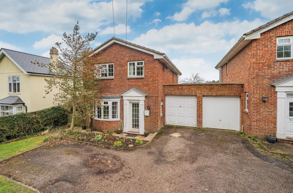 3 bed linkdetached house for sale in Kings Road, Honiton, Devon EX14 Zoopla