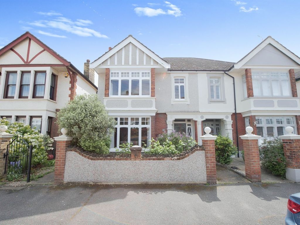 4 bed semidetached house for sale in High View Avenue, Grays RM17 Zoopla