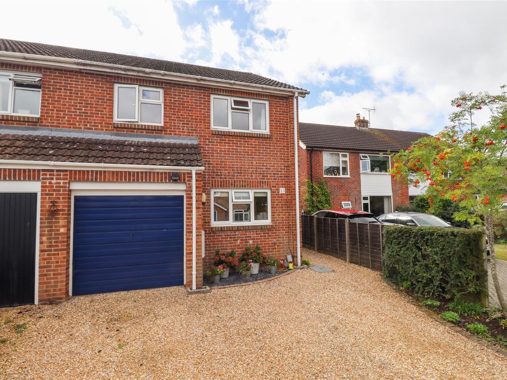 3 bed semidetached house for sale in Compton Road, Church Crookham, Fleet GU52, £500,000 Zoopla