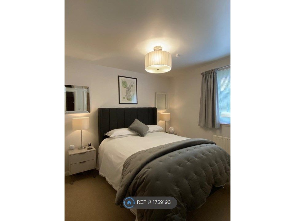 2 bed flat to rent in Rubislaw Square, Aberdeen AB15 Zoopla