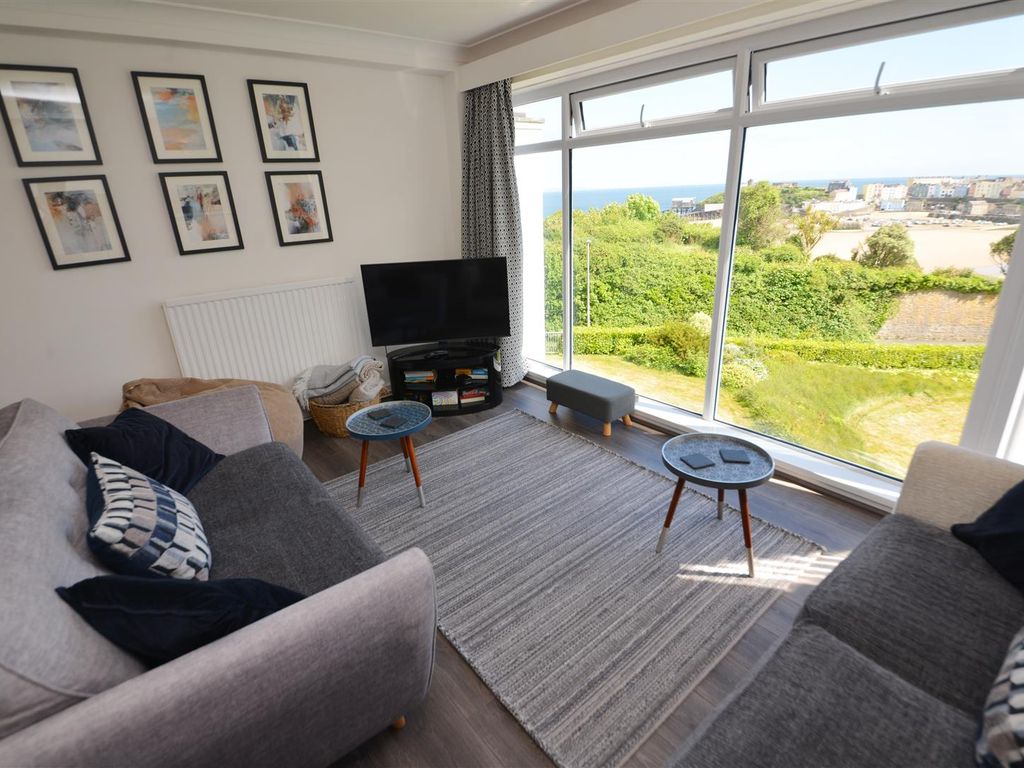 2 bed flat for sale in Croft Court, Tenby SA70, £295,000 Zoopla