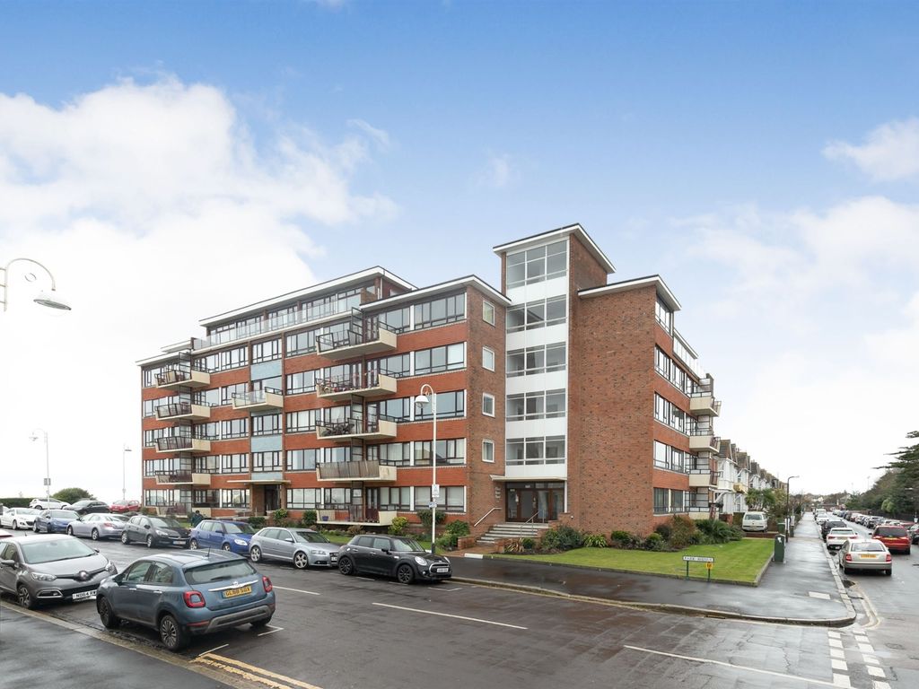 1 bed flat for sale in Clock Tower Court, Park Avenue, BexhillOnSea TN39 Zoopla