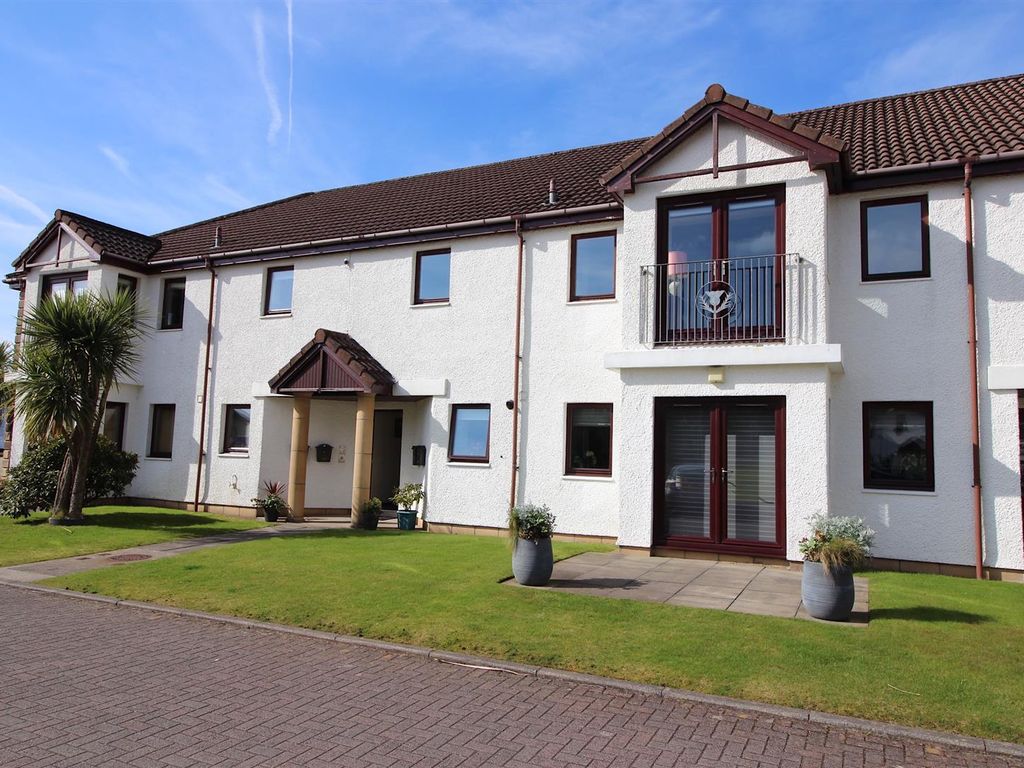 2 bed flat for sale in Wemyss Court, Leapmoor Drive, Wemyss Bay PA18