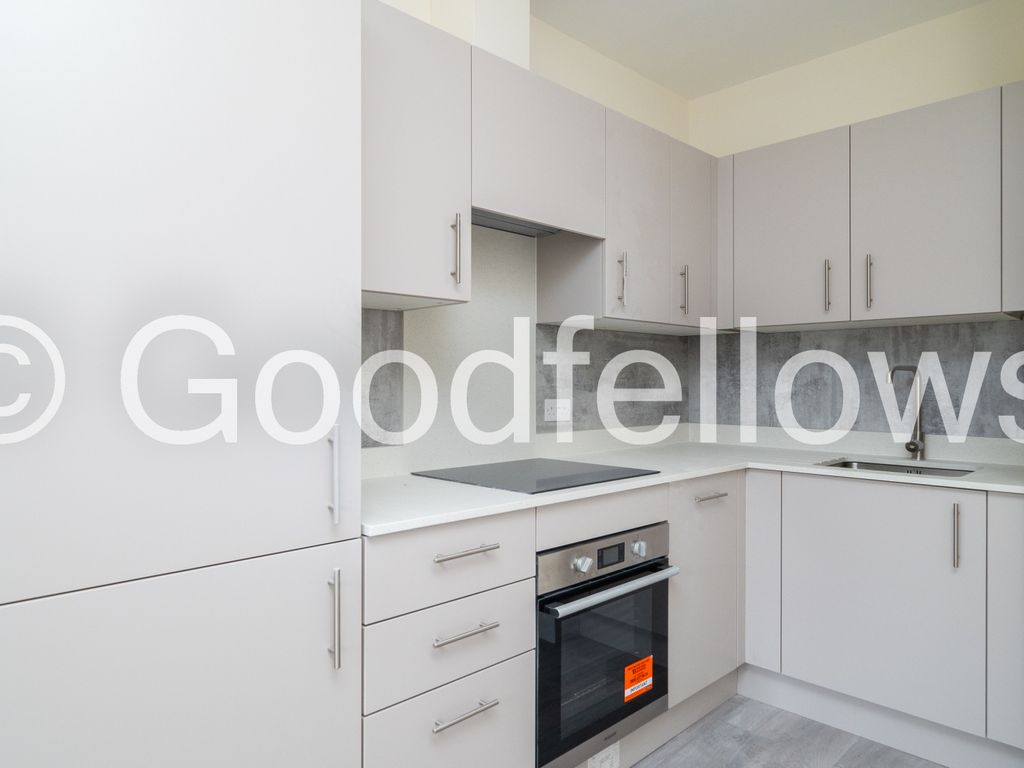 1 bed flat to rent in Ewell Road, Cheam, Sutton SM3, £1,400 pcm Zoopla