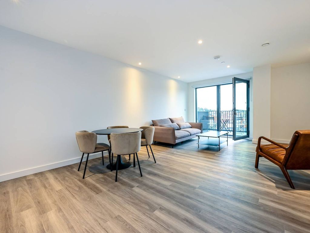 2 bed flat to rent in The Mint, Guildford GU1, £2,165 pcm Zoopla