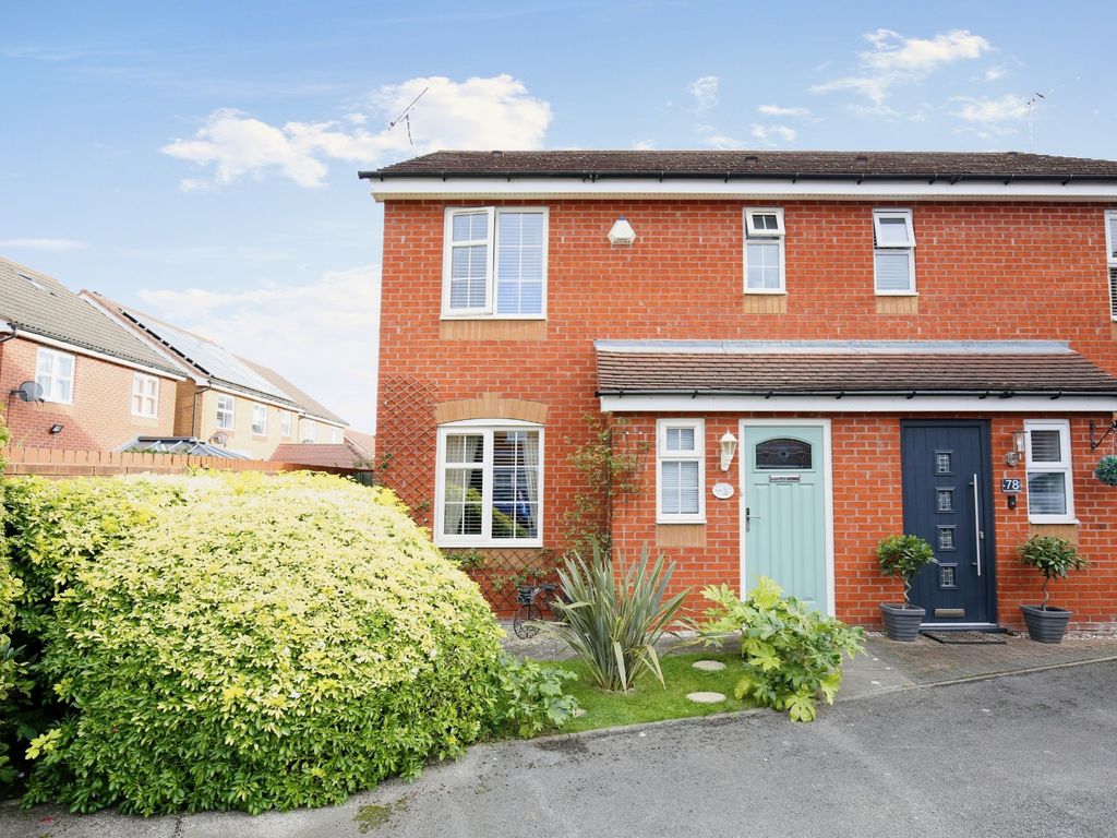 3 bed semidetached house for sale in Westwood Road, Atherstone CV9