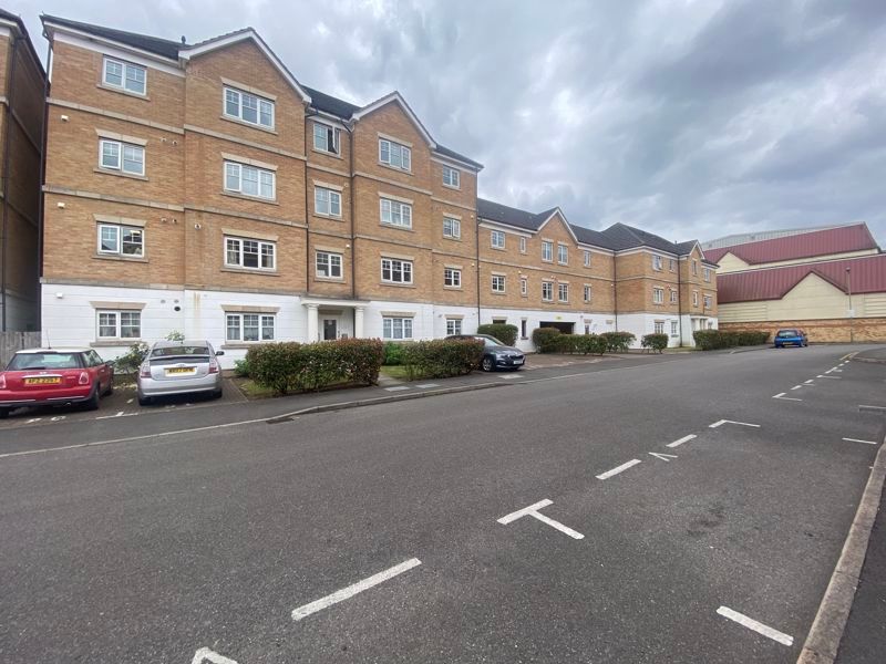 2 bed flat for sale in Symphony Close, Edgware HA8 Zoopla