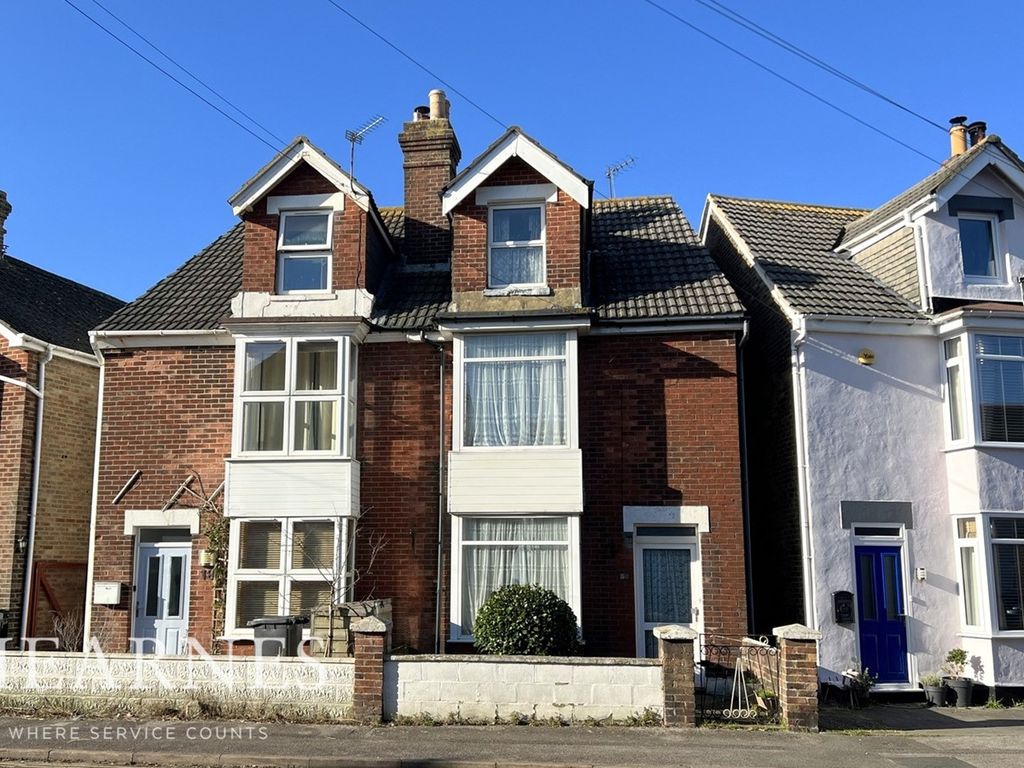3 bed semidetached house for sale in Emerson Road, Poole, Poole BH15