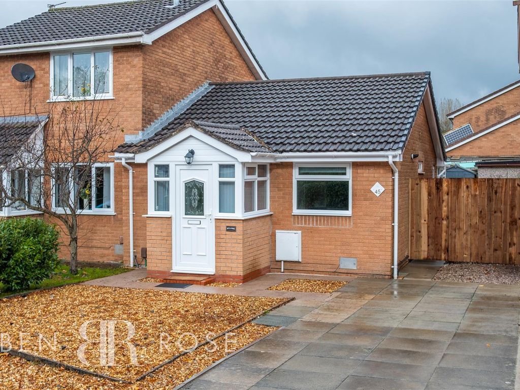 1 bed semidetached bungalow for sale in Masonfield, Bamber Bridge