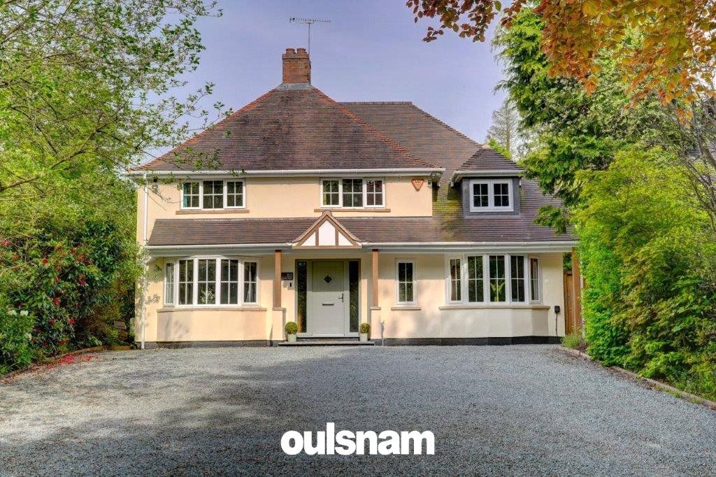 4 bed detached house for sale in Twatling Road, Barnt Green, Birmingham