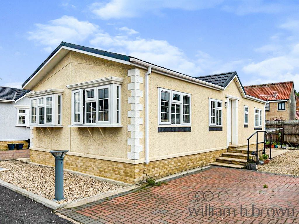 2 bed mobile/park home for sale in Short Drove, Downham Market PE38