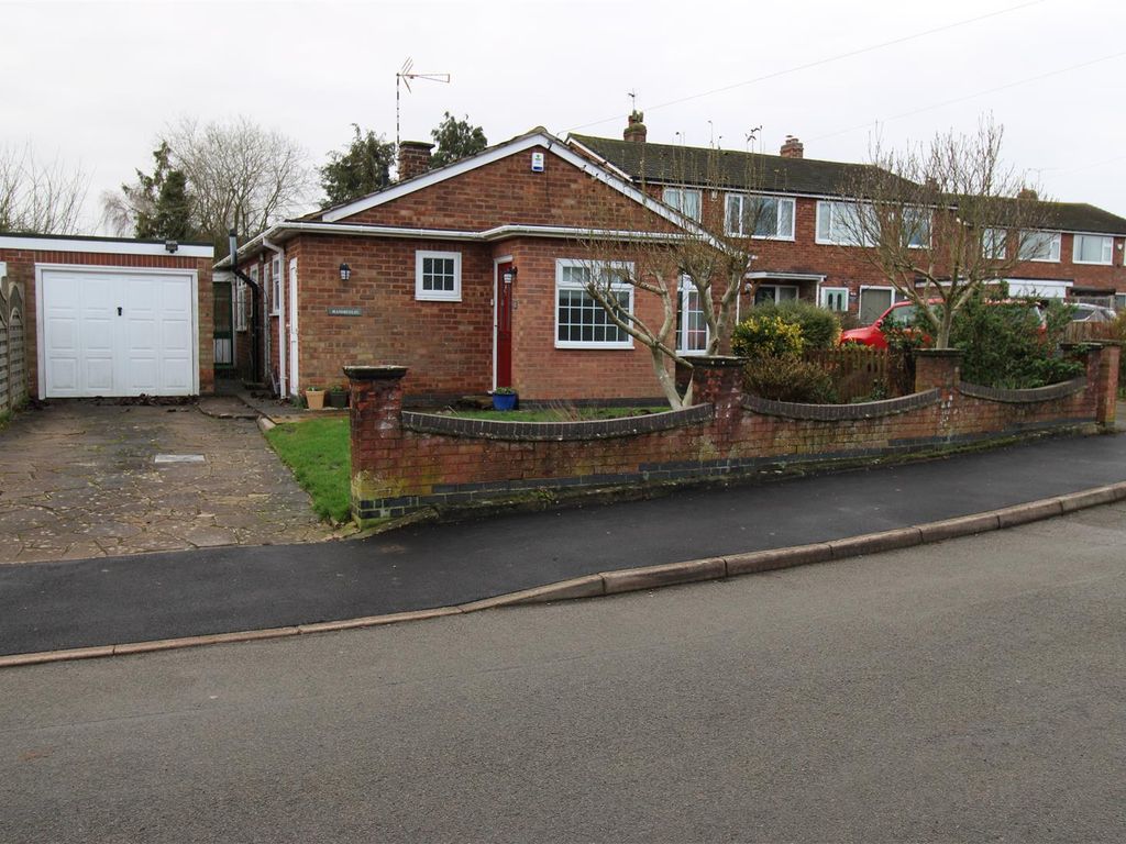 2 bed detached bungalow for sale in Western Drive, Claybrooke Parva
