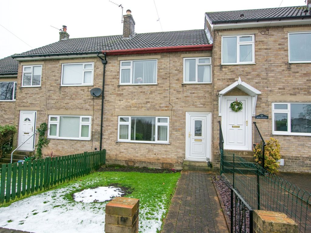 3 bed terraced house for sale in Henshaw Lane, Yeadon, Leeds, West