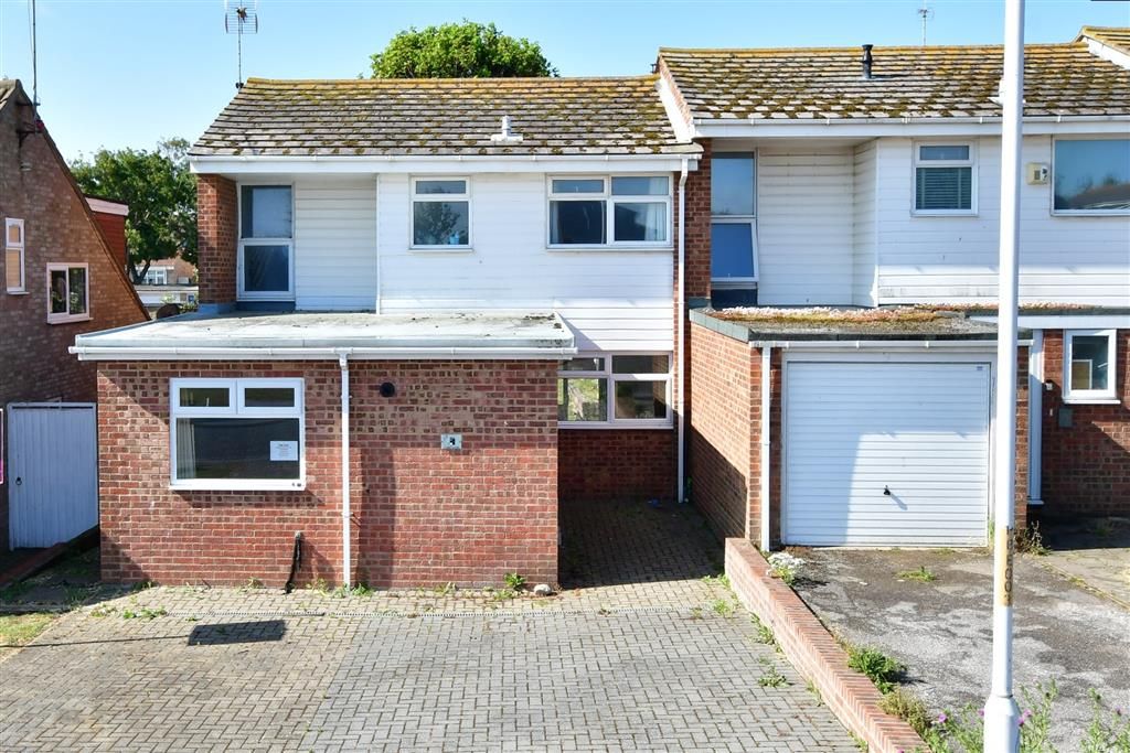 4 bed semidetached house for sale in Penshurst Gardens, Cliftonville