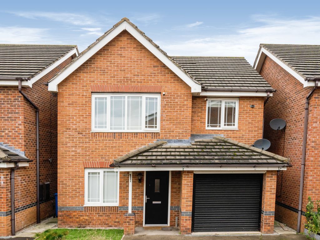 4 bed detached house for sale in Snowberry Crescent, Warrington WA5