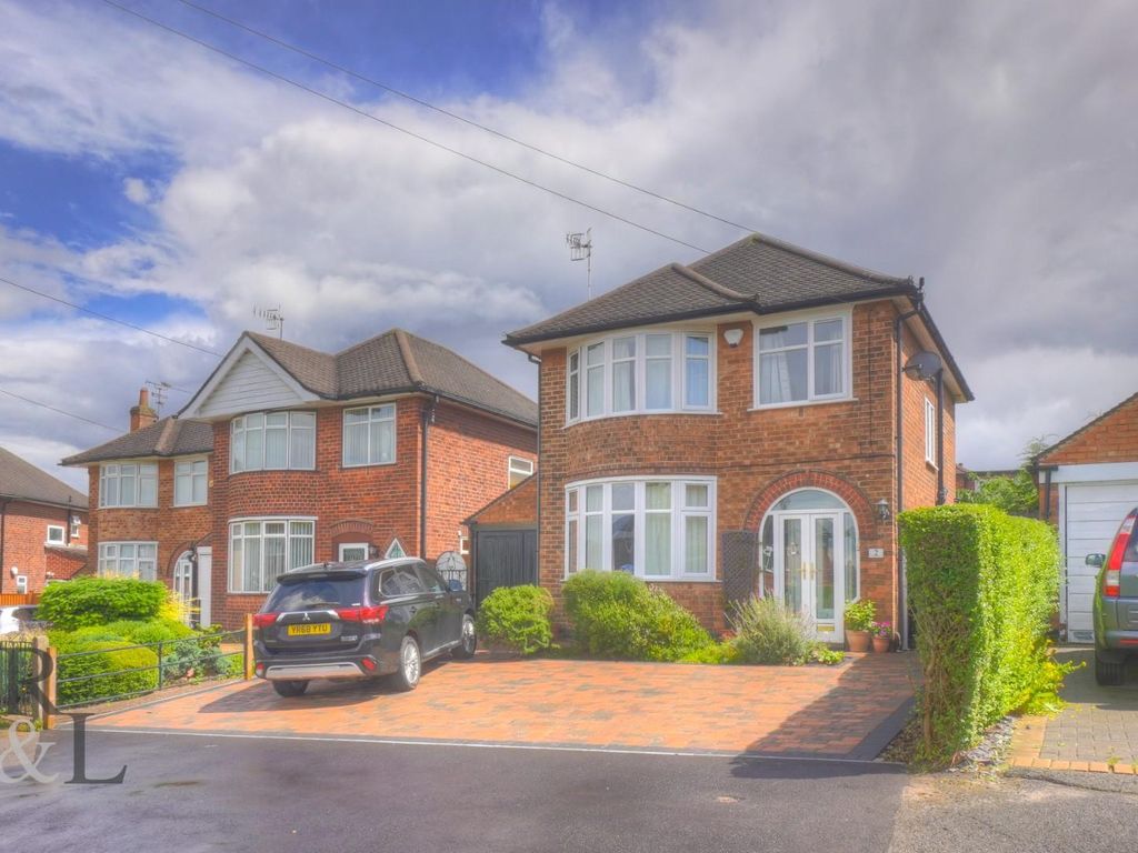 3 bed detached house for sale in Colston Crescent, West Bridgford