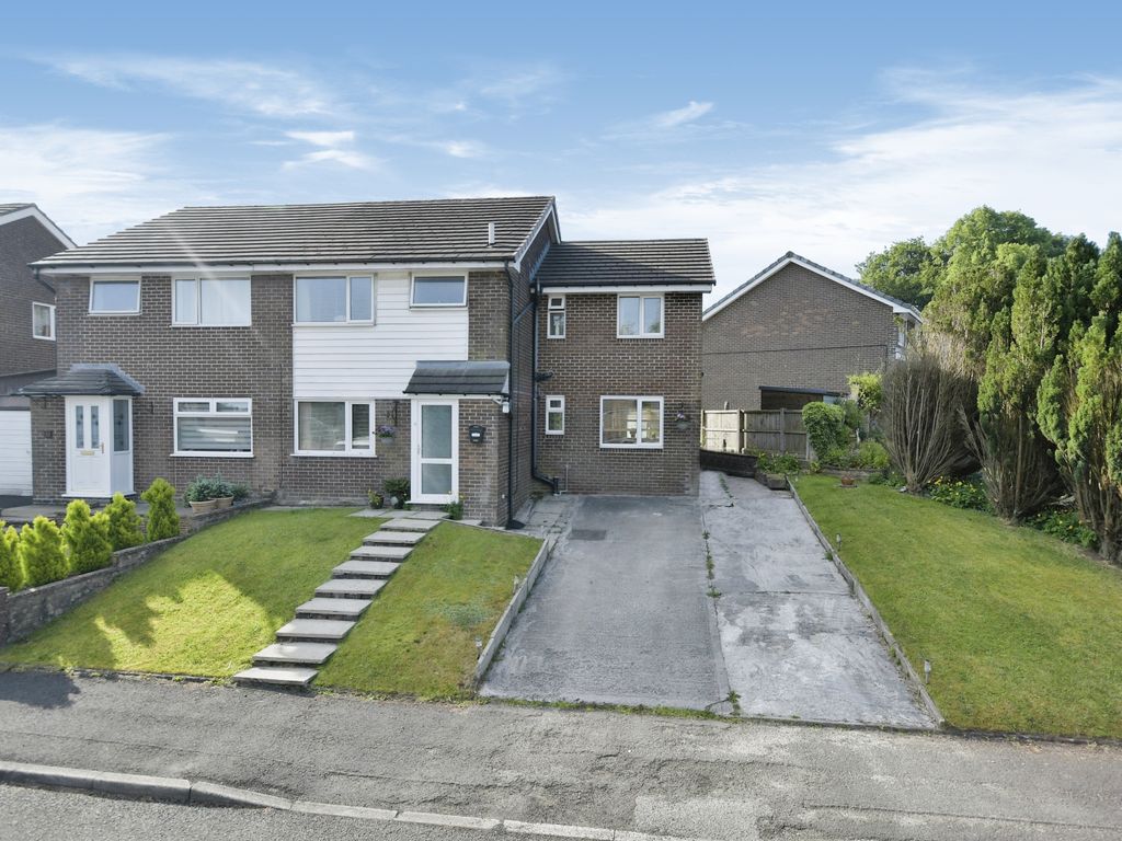 4 bed semidetached house for sale in Amberley Drive, Buxton SK17 Zoopla