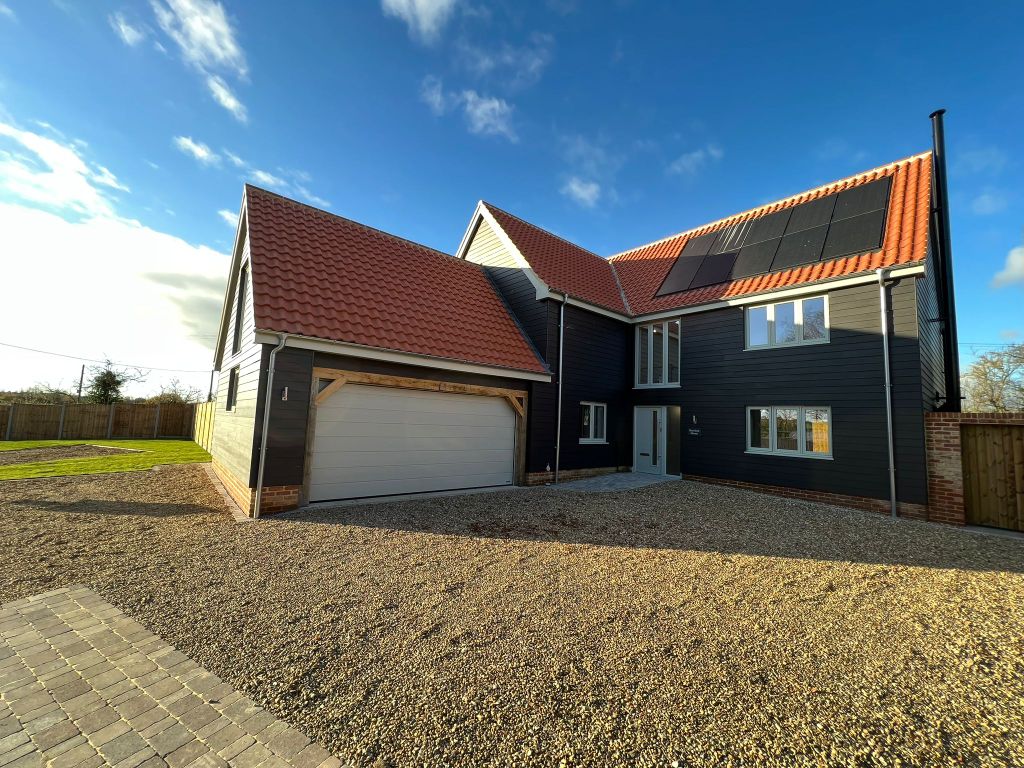 New home, 5 bed detached house for sale in Smallworth, Gsrboldisham