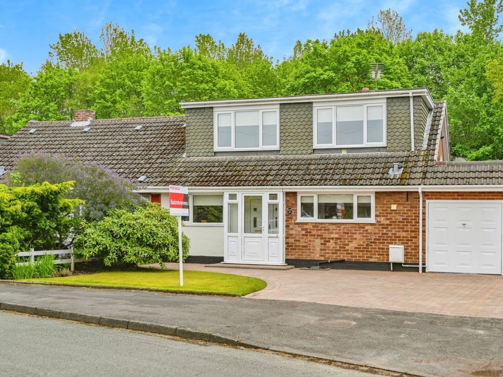 3 bed bungalow for sale in Stag Crescent, Norton Canes, Cannock
