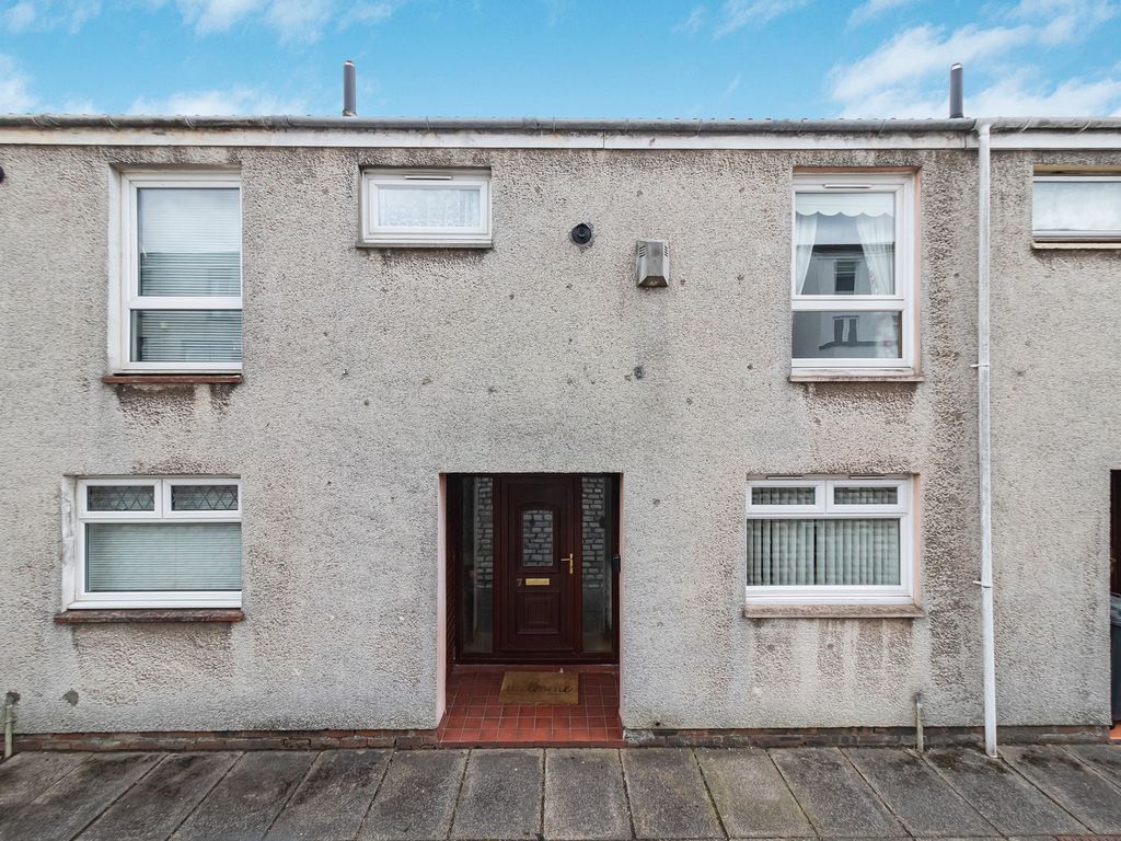 3 bed terraced house for sale in Broomlands Road, Cumbernauld .Glasgow