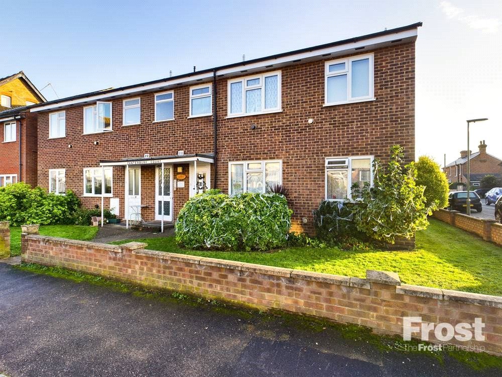 1 bed flat for sale in Chaucer Road, Ashford, Surrey TW15 Zoopla