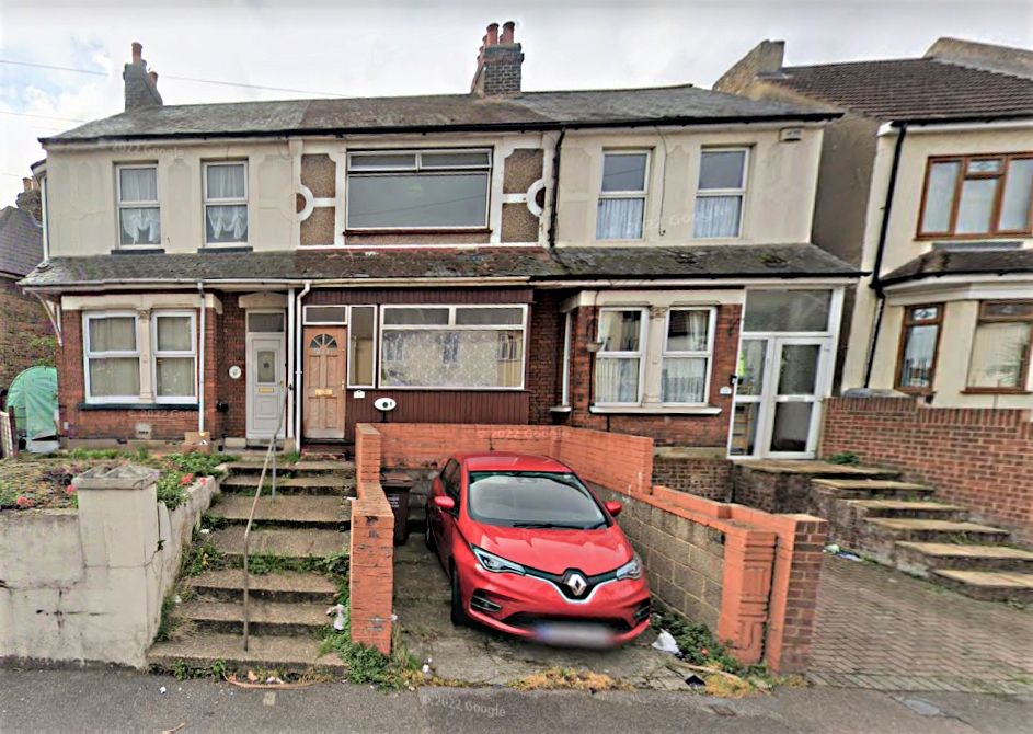 Room to rent in Gillingham Road, Gillingham ME7 Zoopla