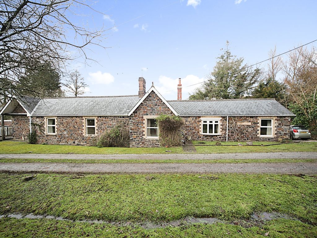 5 bed bungalow for sale in East Anstey, Tiverton EX16, £410,000 Zoopla