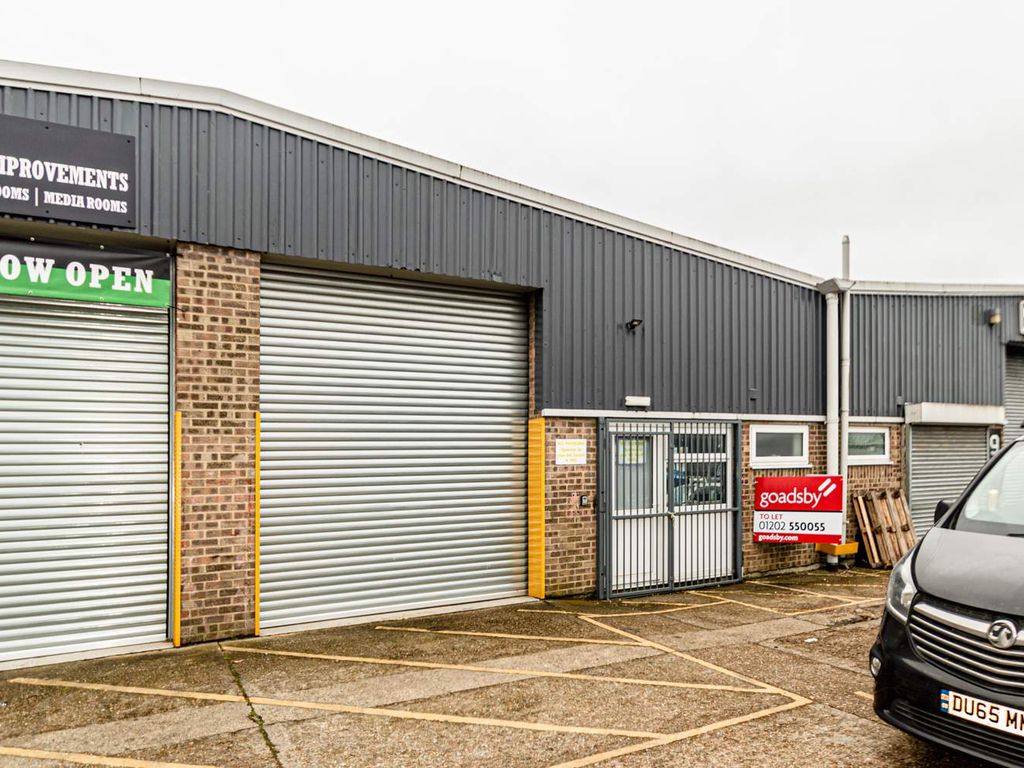 Warehouse to let in Unit 18 West Howe Industrial Estate, Bournemouth