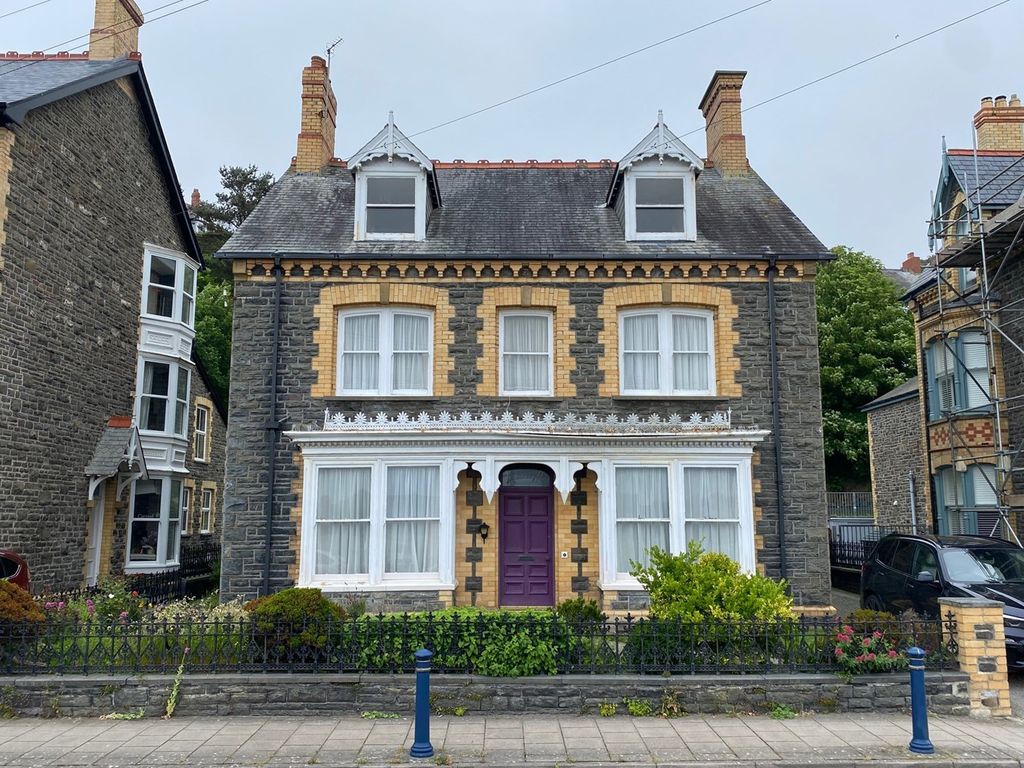 6 bed detached house for sale in North Road, Aberystwyth SY23 Zoopla