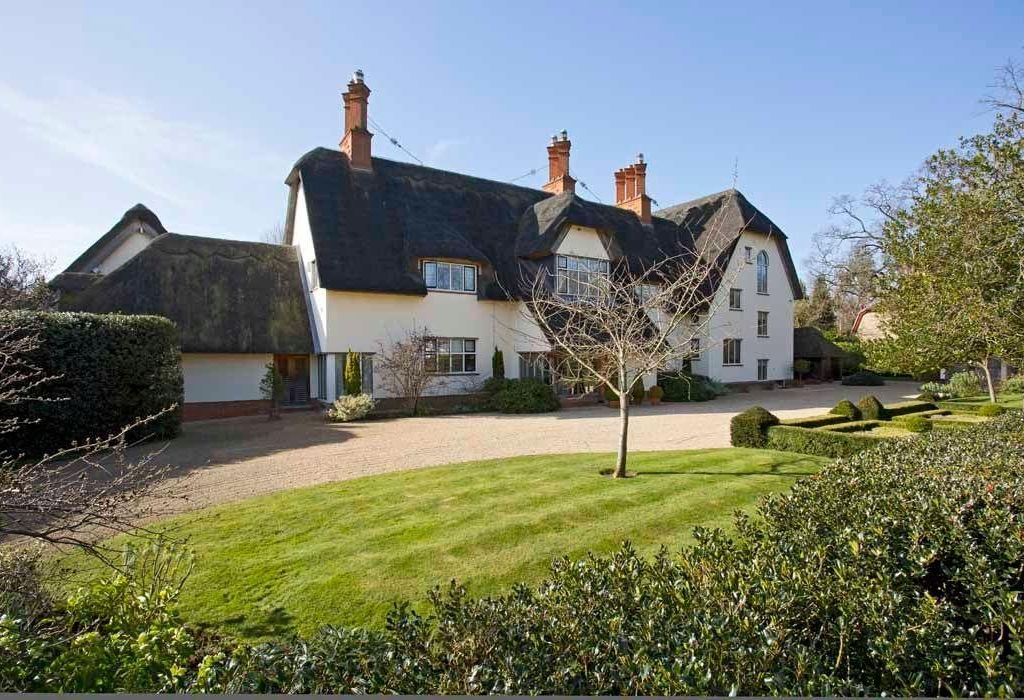 6 bed detached house for sale in Common Lane, Hemingford Abbots