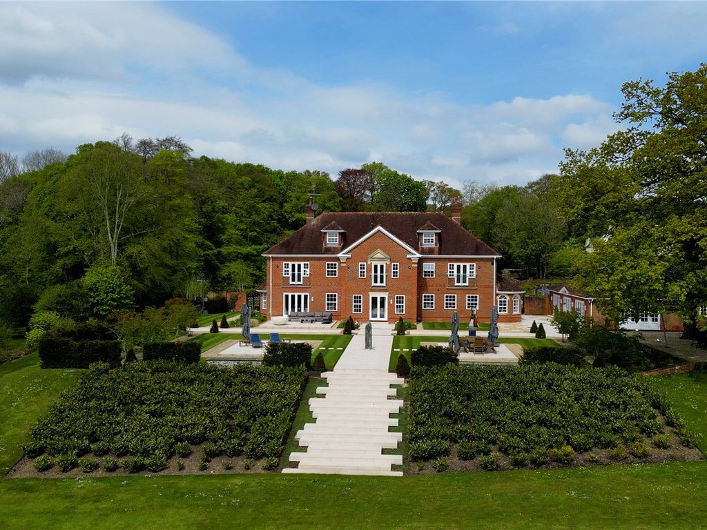 7 bed detached house for sale in Earlstone Common, Burghclere