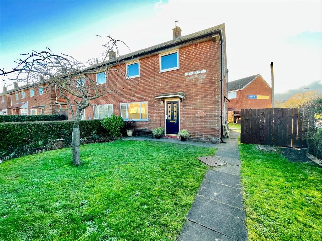 2 bed semidetached house for sale in Alderwyk, Gateshead NE10 Zoopla