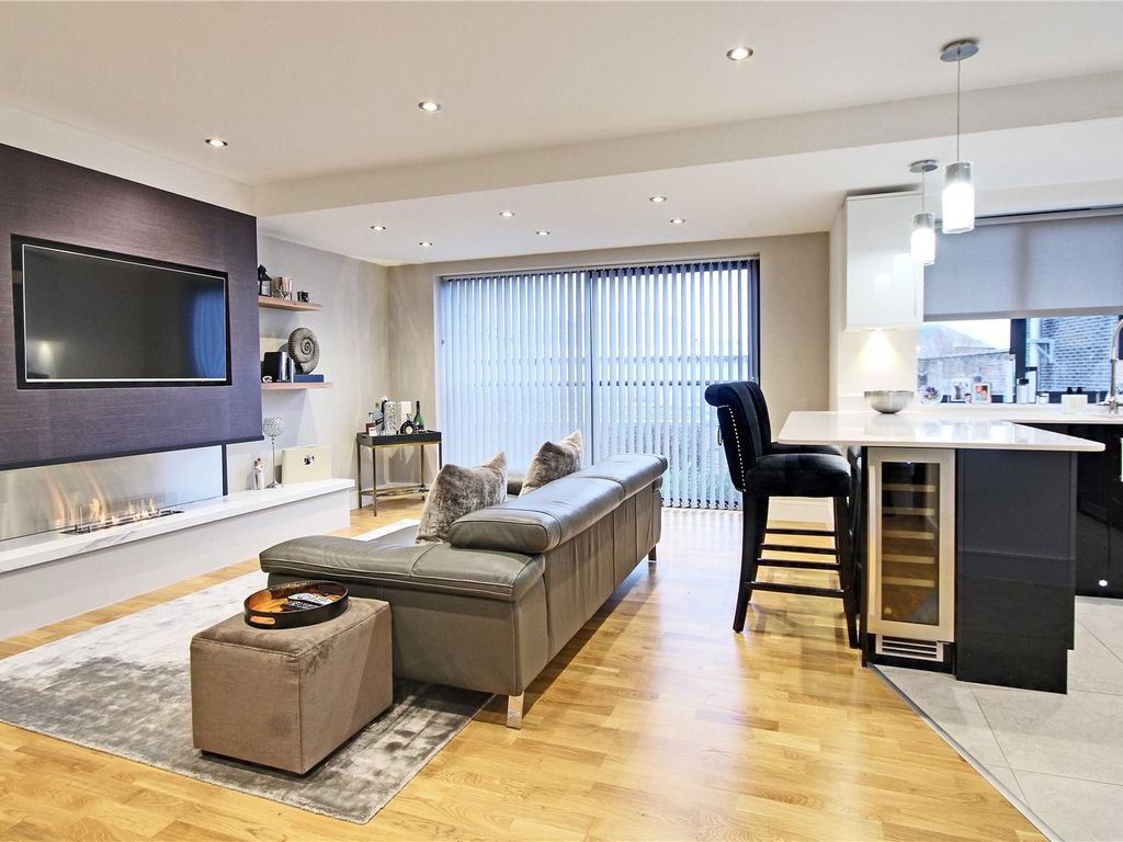 Old Auction House 70 Guildford Street Chertsey Surrey KT16  