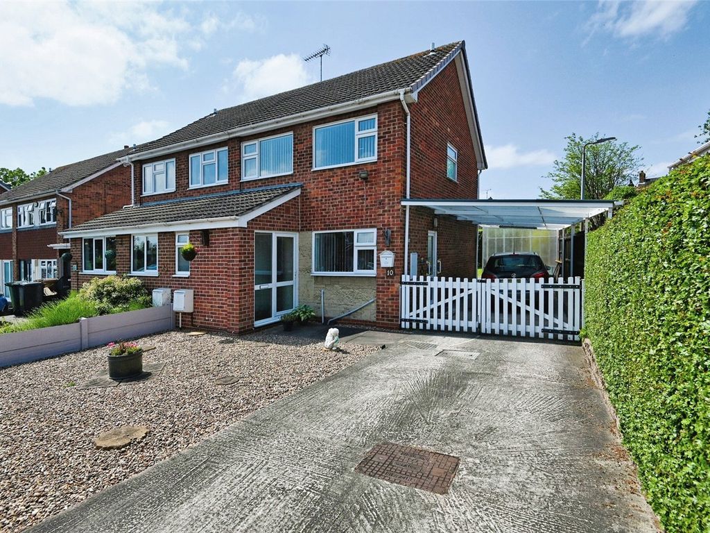 3 bed semidetached house for sale in Hawthorn Rise, Newhall