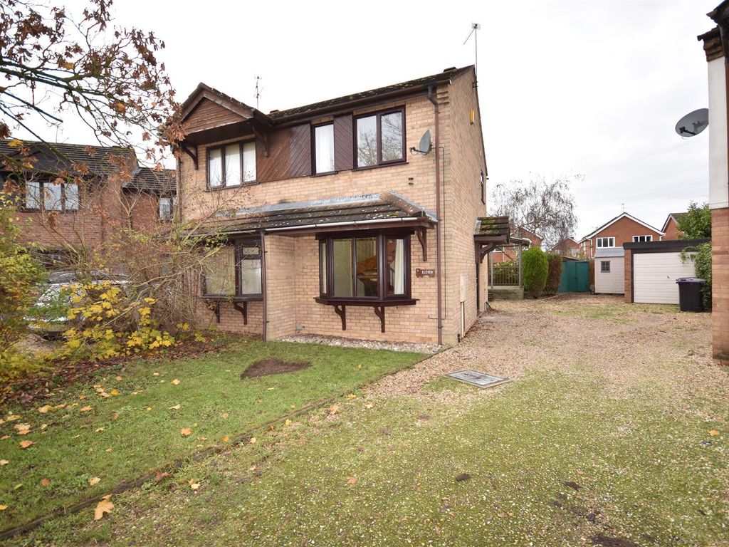 2 bed semidetached house for sale in Dorrington Close, Ruskington