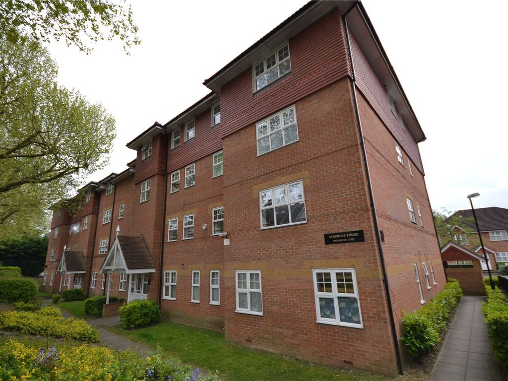 2 bed flat to rent in Stephens Lodge, Woodside Lane, North Finchley