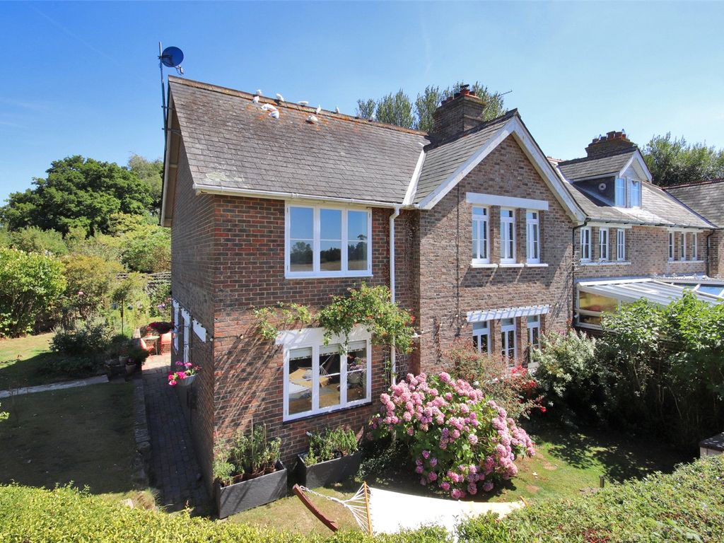 4 bed end terrace house for sale in Stokes Cottages, Heathfield Road