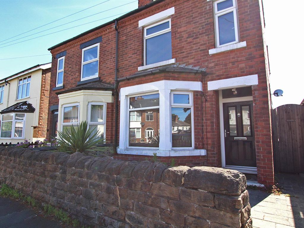 3 bed semidetached house for sale in Arnot Hill Road, Arnold