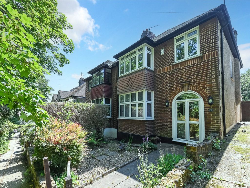 3 bed semidetached house for sale in Old Road East, Gravesend, Kent