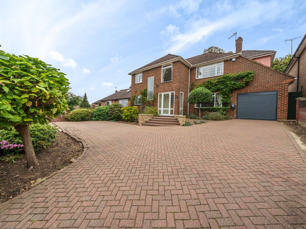 4 bed detached house for sale in Hempstead Road, Watford WD17, £1,250,000 Zoopla